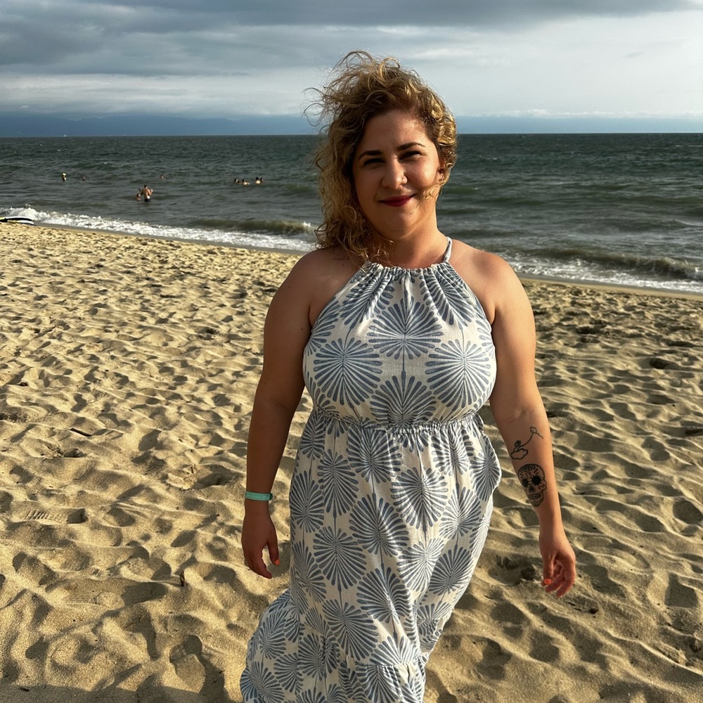 Meet your Posher, Sarahi